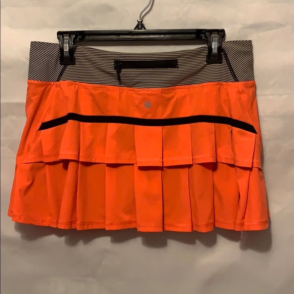 Lululemon skirt skort pleated orange black 8 euc - Picture 2 of 7
